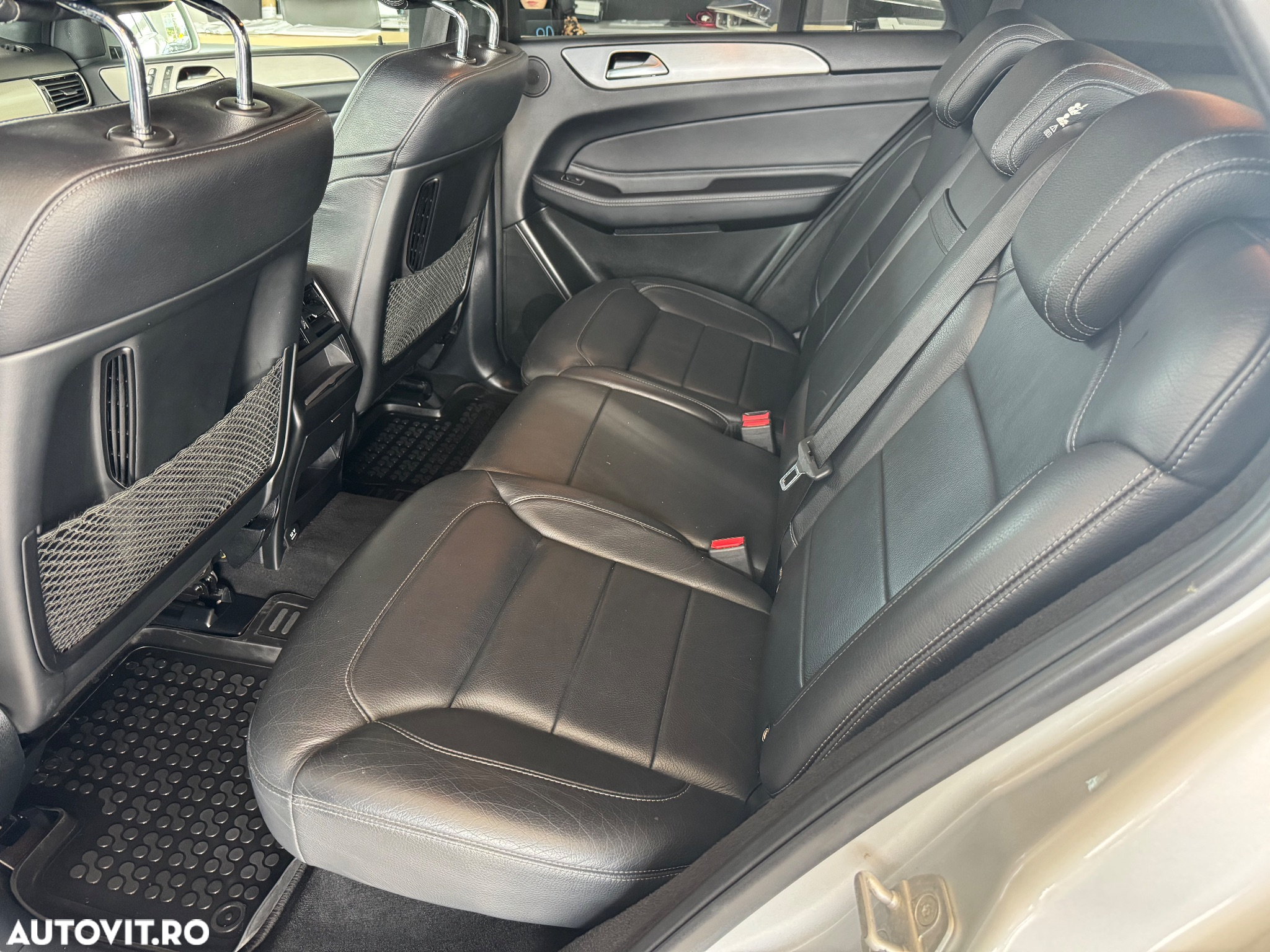 Mercedes-Benz GLE 350 d 4MATIC - 12