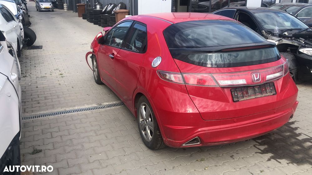 Dezmembram Honda Civic 1.8 benzina cutie viteze automata an fabr 2009 - 3