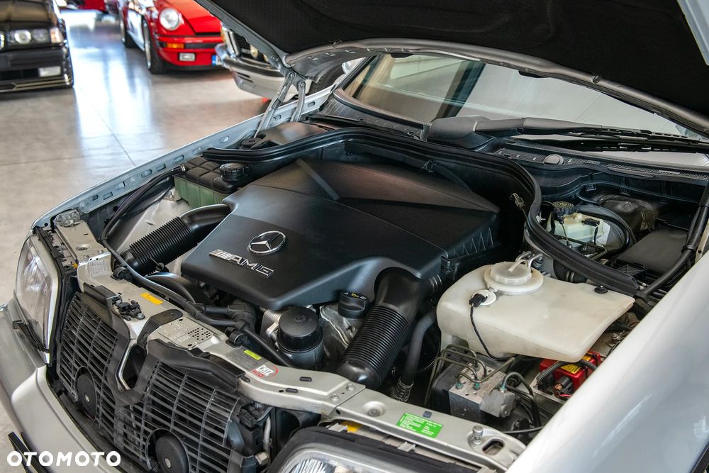 Mercedes-Benz Klasa C 43 AMG - 17