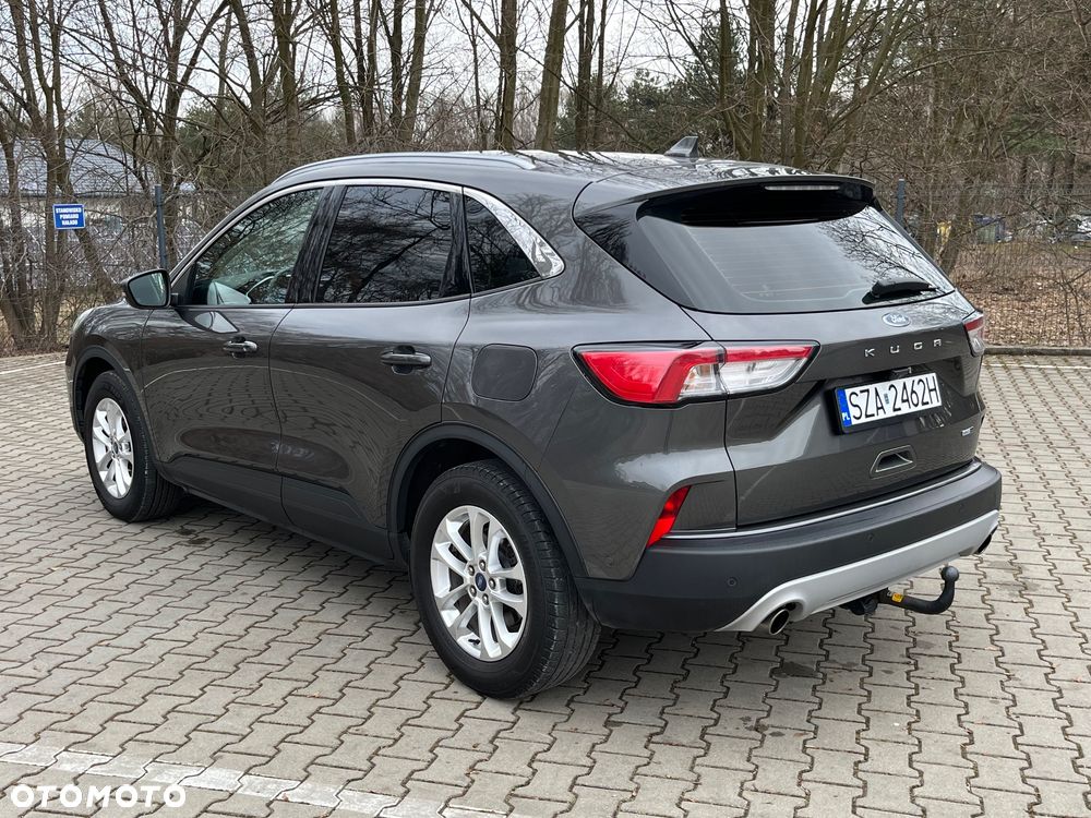 Ford Kuga - 4