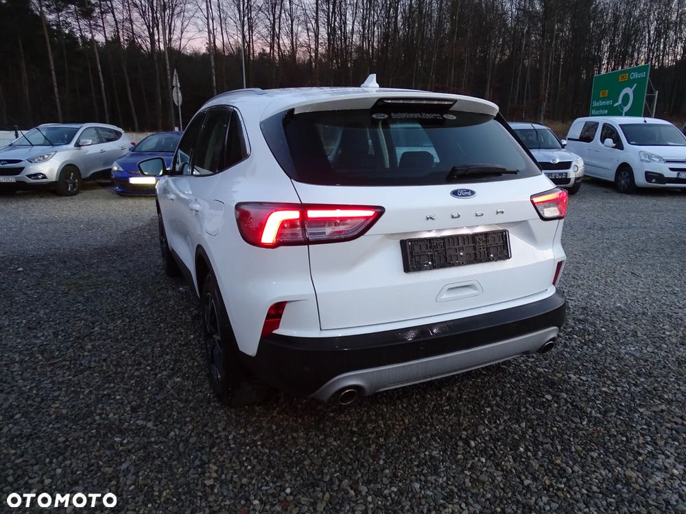 Ford Kuga 1.5 EcoBoost FWD Edition ASS MMT6 - 10