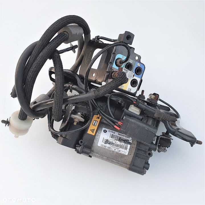 JEEP GRAND CHEROKEE WK2 KOMPRESOR 68204730AB