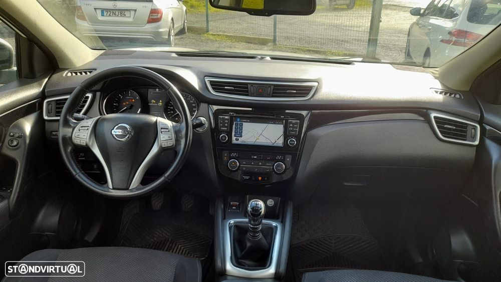 Nissan Qashqai 1.6 dCi N-Connecta - 14