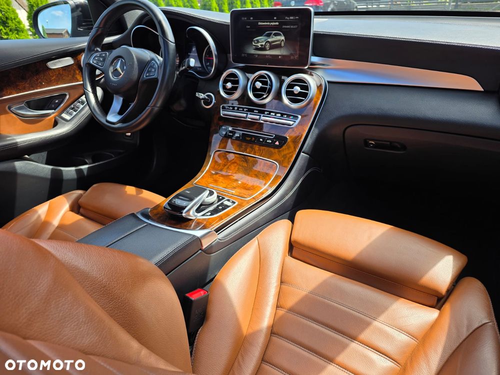 Mercedes-Benz GLC - 14