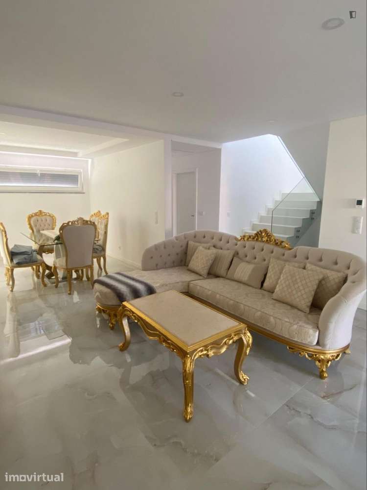 Quarto - localizado em Setubal - Grande imagem: 5/16