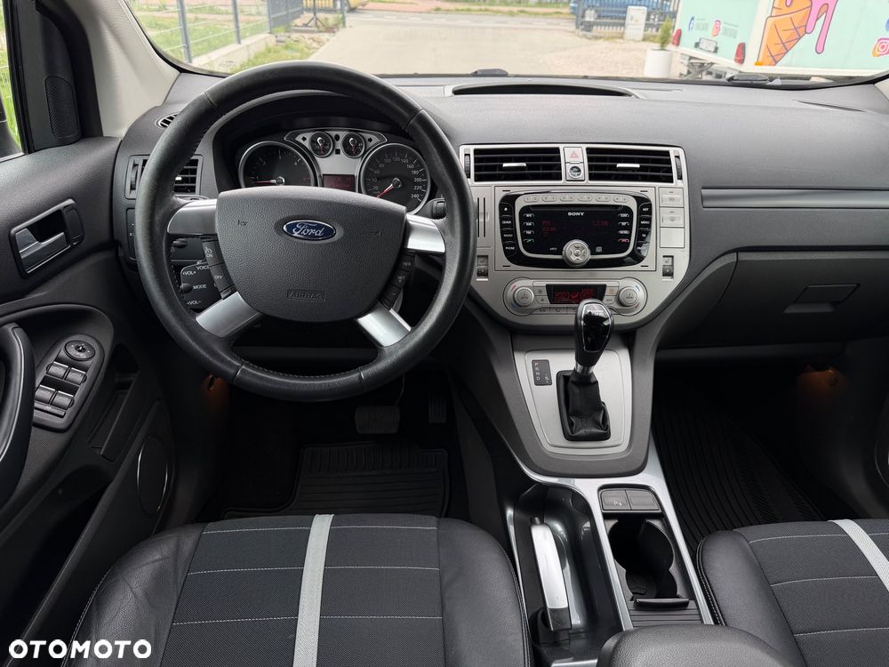 Ford Kuga 2.0 TDCi 4x4 Titanium - 15
