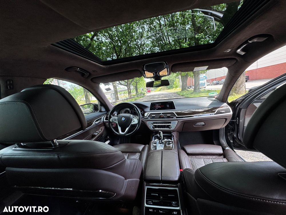 BMW Seria 7 740d xDrive - 14