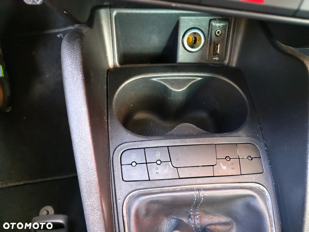Seat Ibiza 1.2 TSI CONNECT - 16