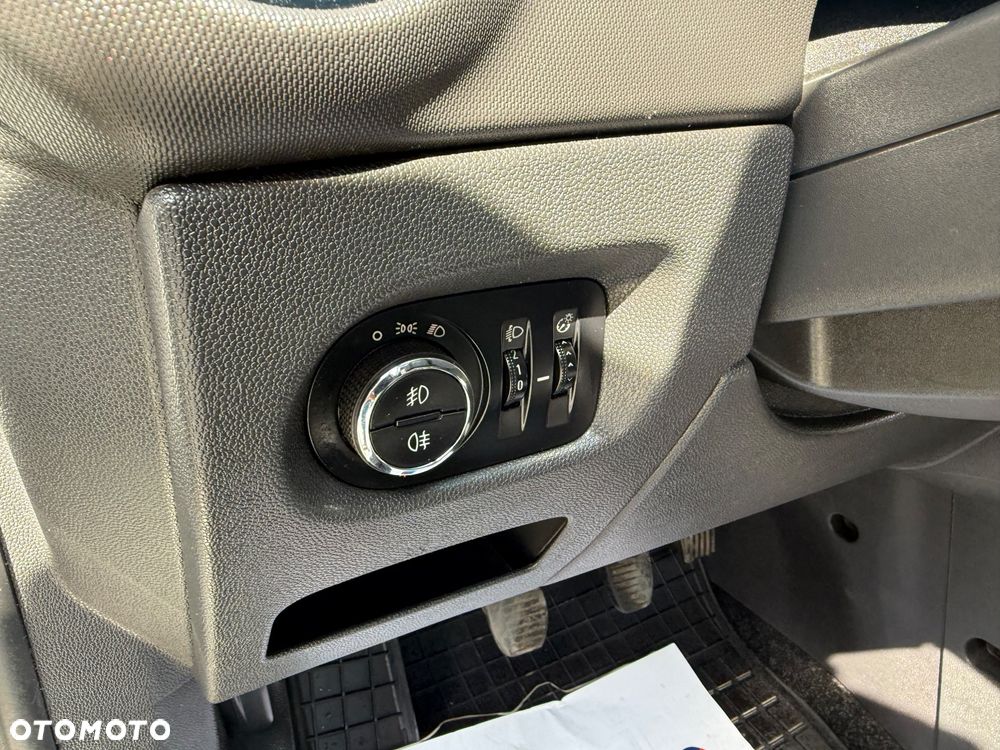 Opel Corsa 1.3 CDTI Enjoy - 21