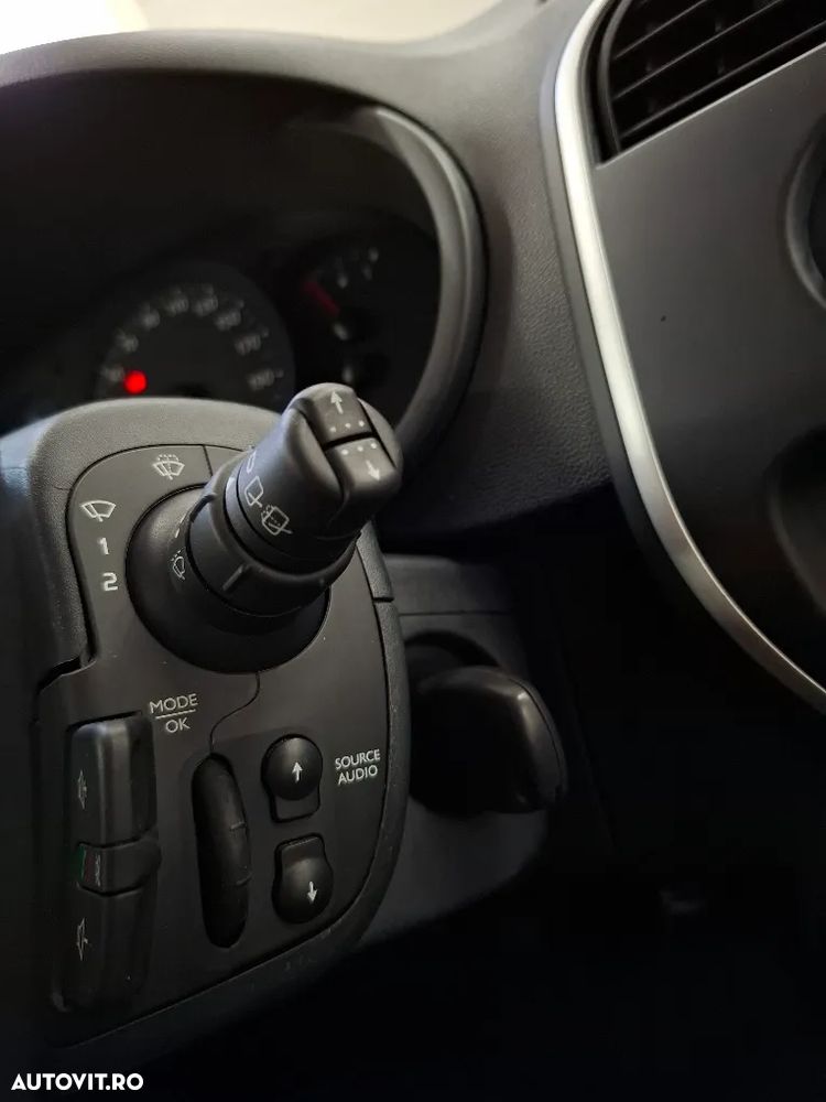 Renault Kangoo 1.5 Blue dCi 95 ZEN - 25