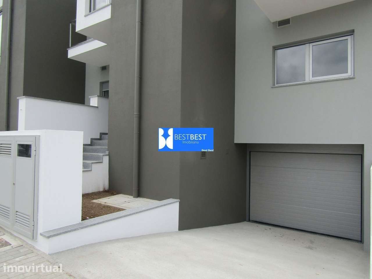 MORADIA NOVA, T3, COM ACABEAMENTOS DE QUALIDADE,CAVALÕES,FAMALICÃO - Grande imagem: 2/21