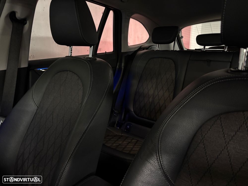 BMW X1 16 d sDrive Line Sport Auto - 14
