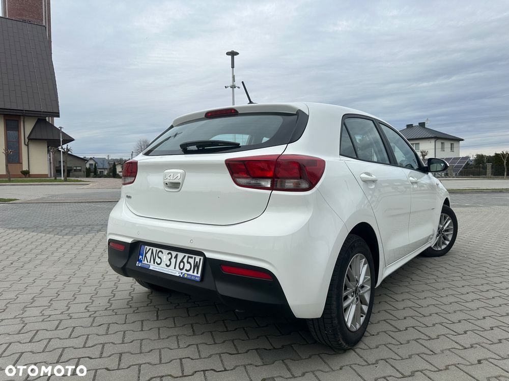 Kia Rio 1.0 T-GDI 100 Vision - 38