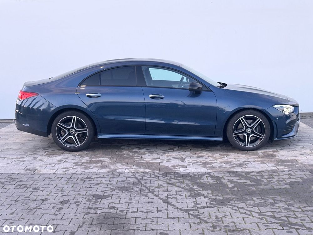 Mercedes-Benz CLA - 4