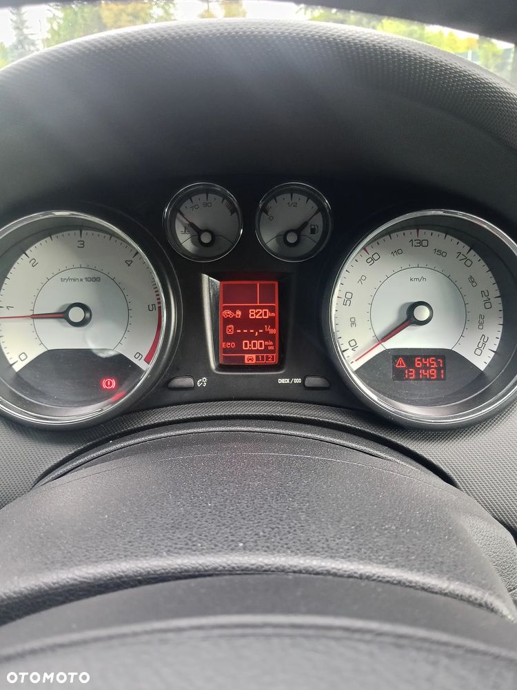 Peugeot 308 1.6 HDi Premium - 3