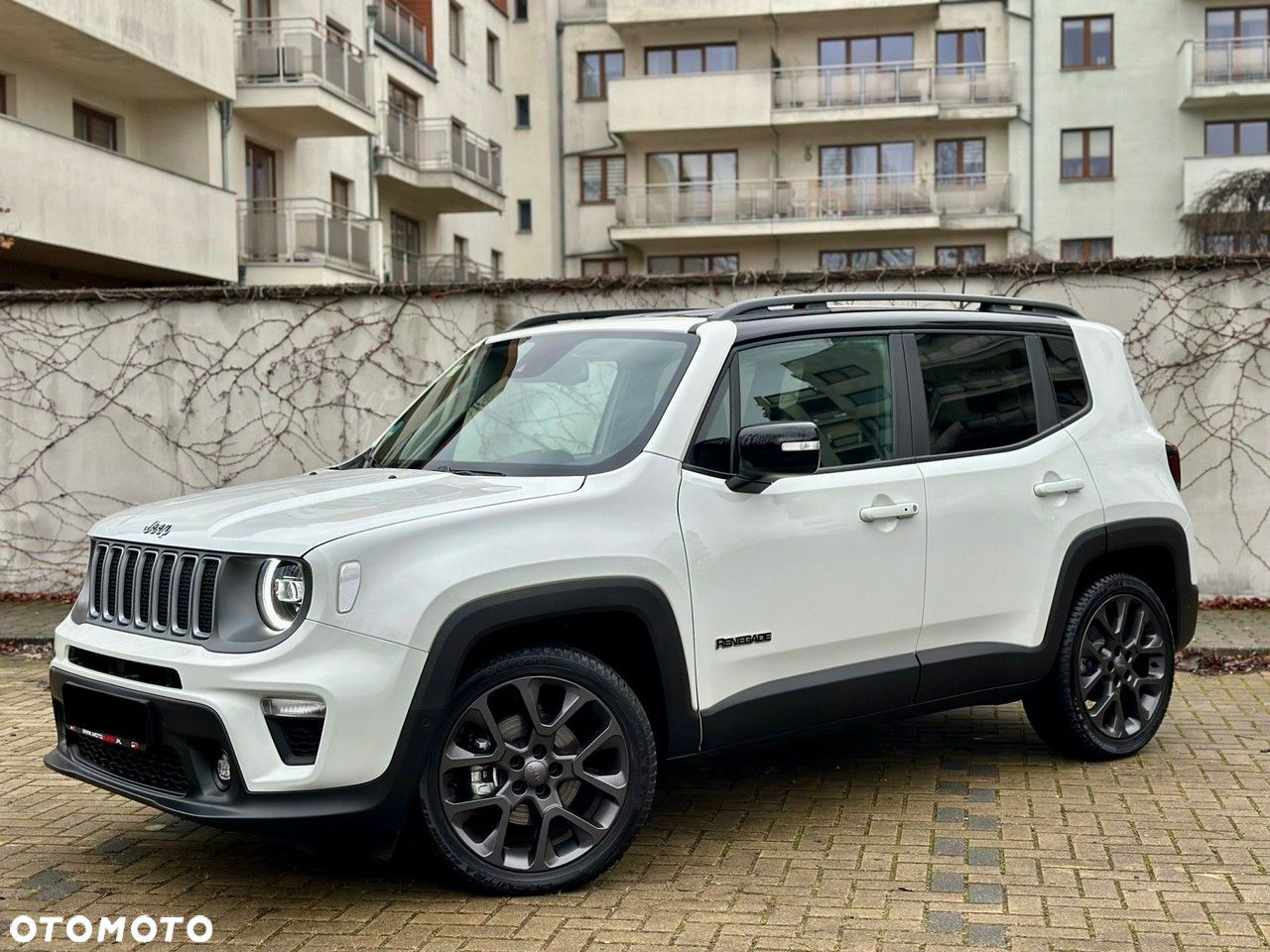 Jeep Renegade - 14