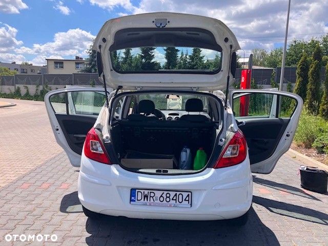 Opel Corsa - 8