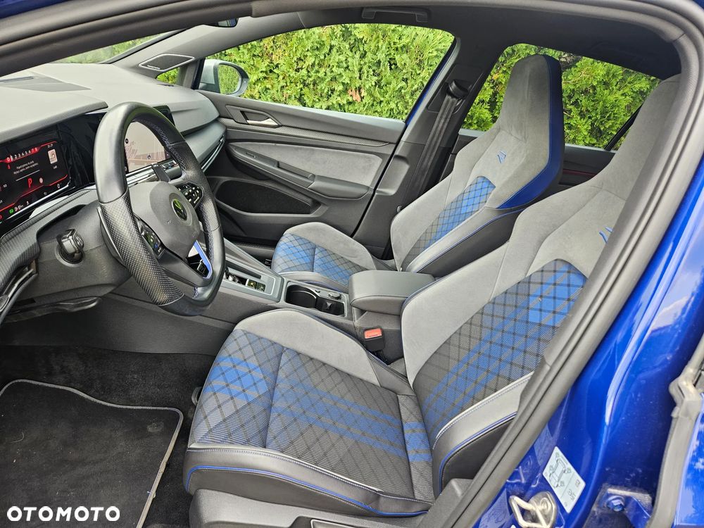Volkswagen Golf - 7