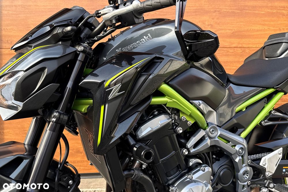 Kawasaki Z 900 - 27