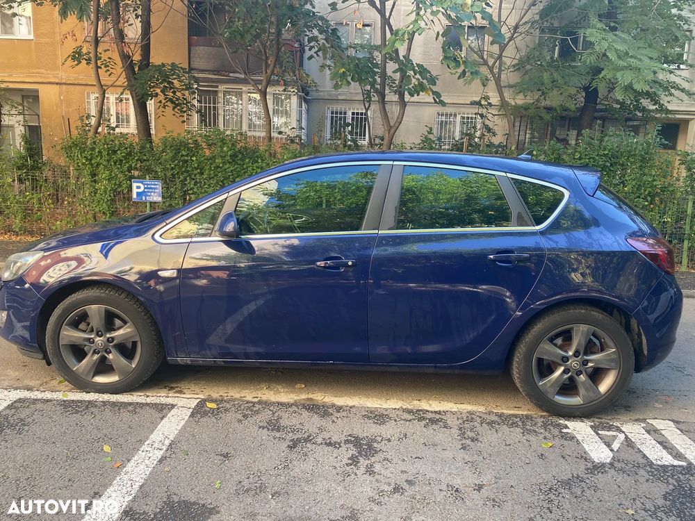 Opel Astra 2.0 CDTI Enjoy - 12