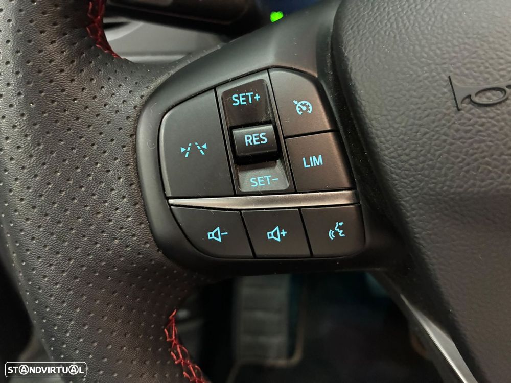 Ford Kuga 2.5 PHEV ST-Line - 25
