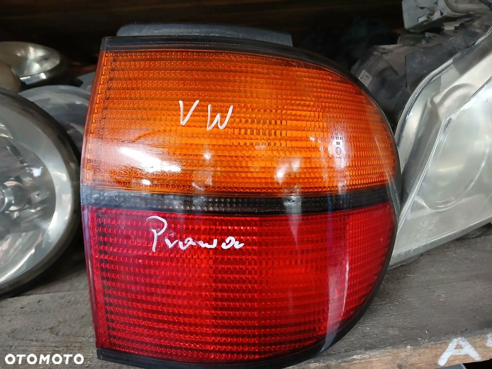 Volkswagen Sharan lampa tylna prawa - 1