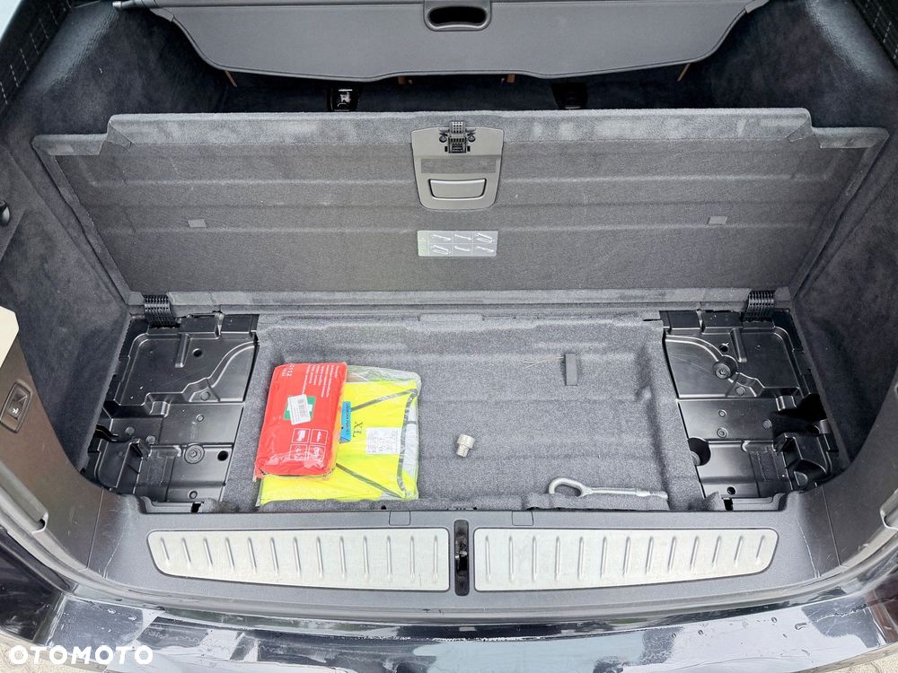 BMW Seria 5 525d Luxury Line - 10