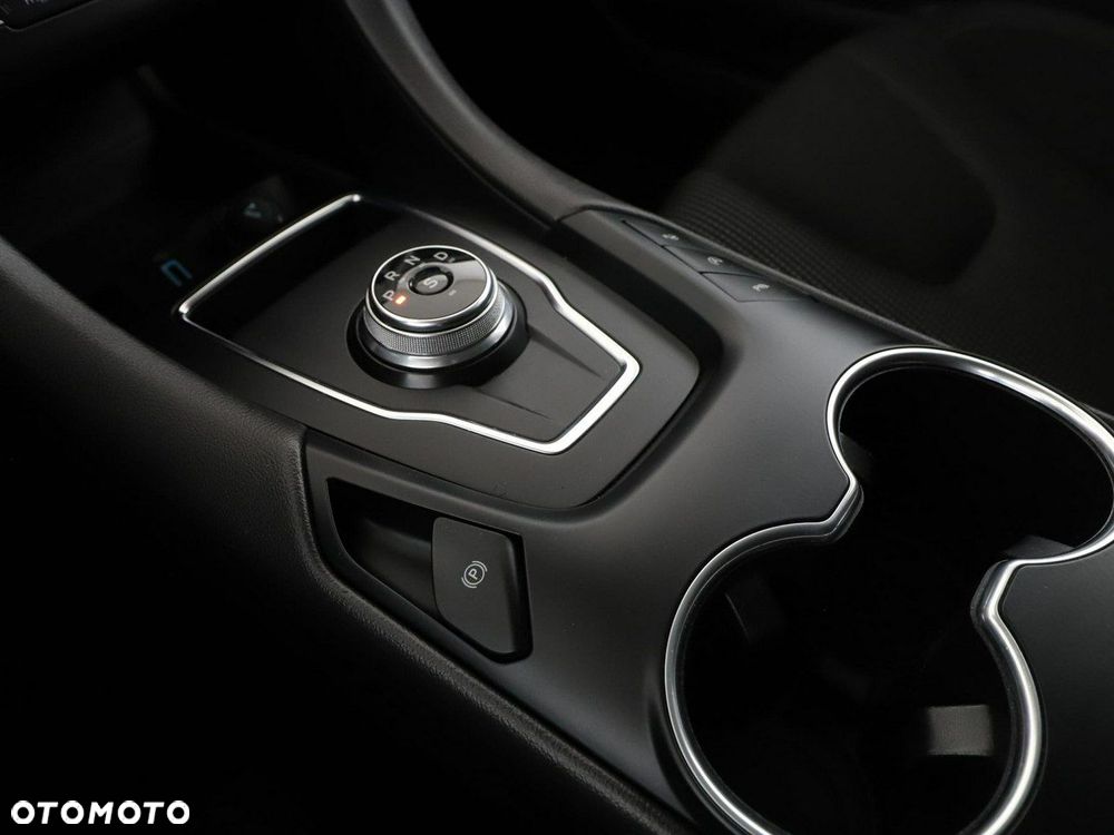 Ford Mondeo 2.0 EcoBlue Titanium - 33