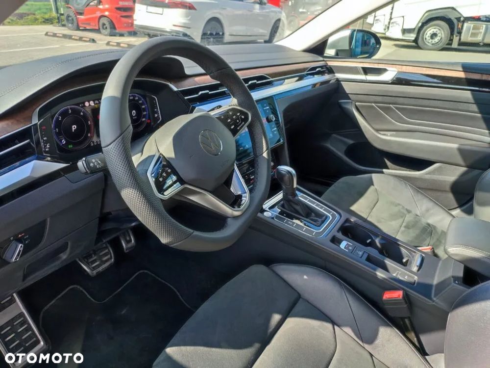 Volkswagen Arteon 2.0 TDI SCR Elegance DSG - 9
