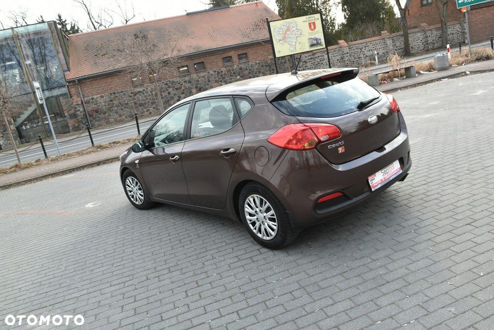 Kia Ceed - 17