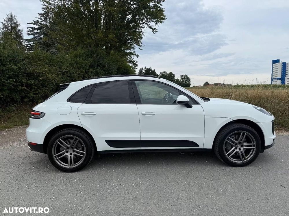 Porsche Macan - 3