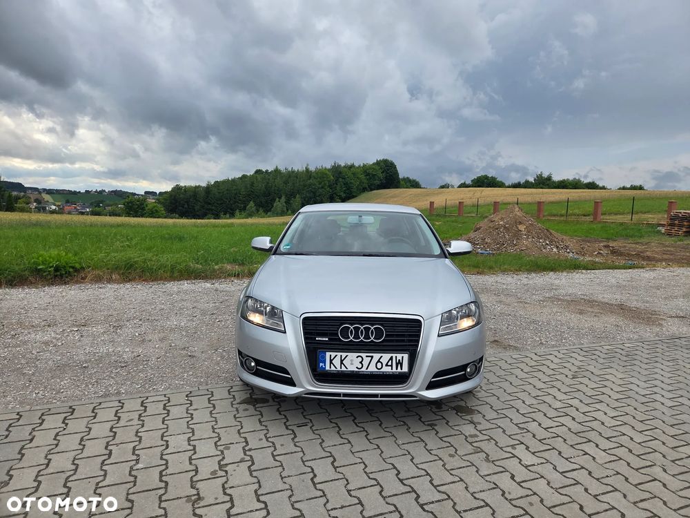Audi A3 Sportback 1.8 TFSI Quattro Ambiente - 1