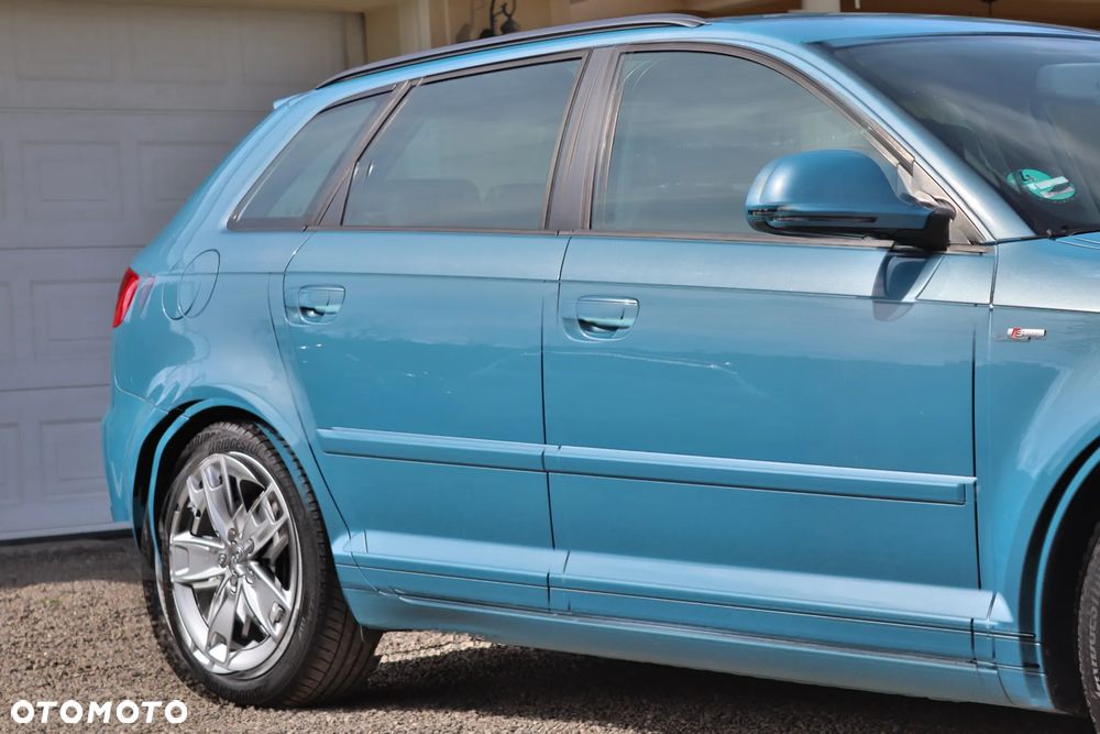 Audi A3 Sportback 2.0 TDI quattro Ambition - 4