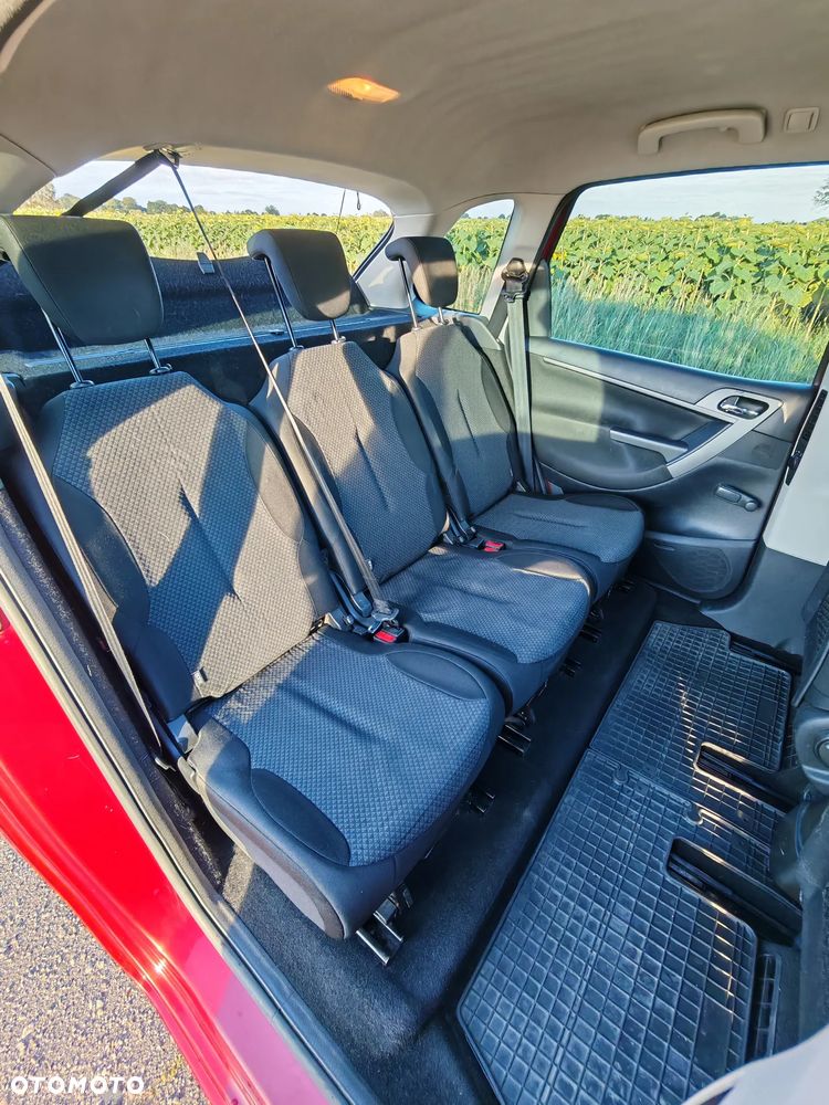 Citroën C4 HDi 110 Tendance - 8