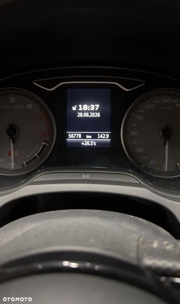 Audi S3 S tronic - 10