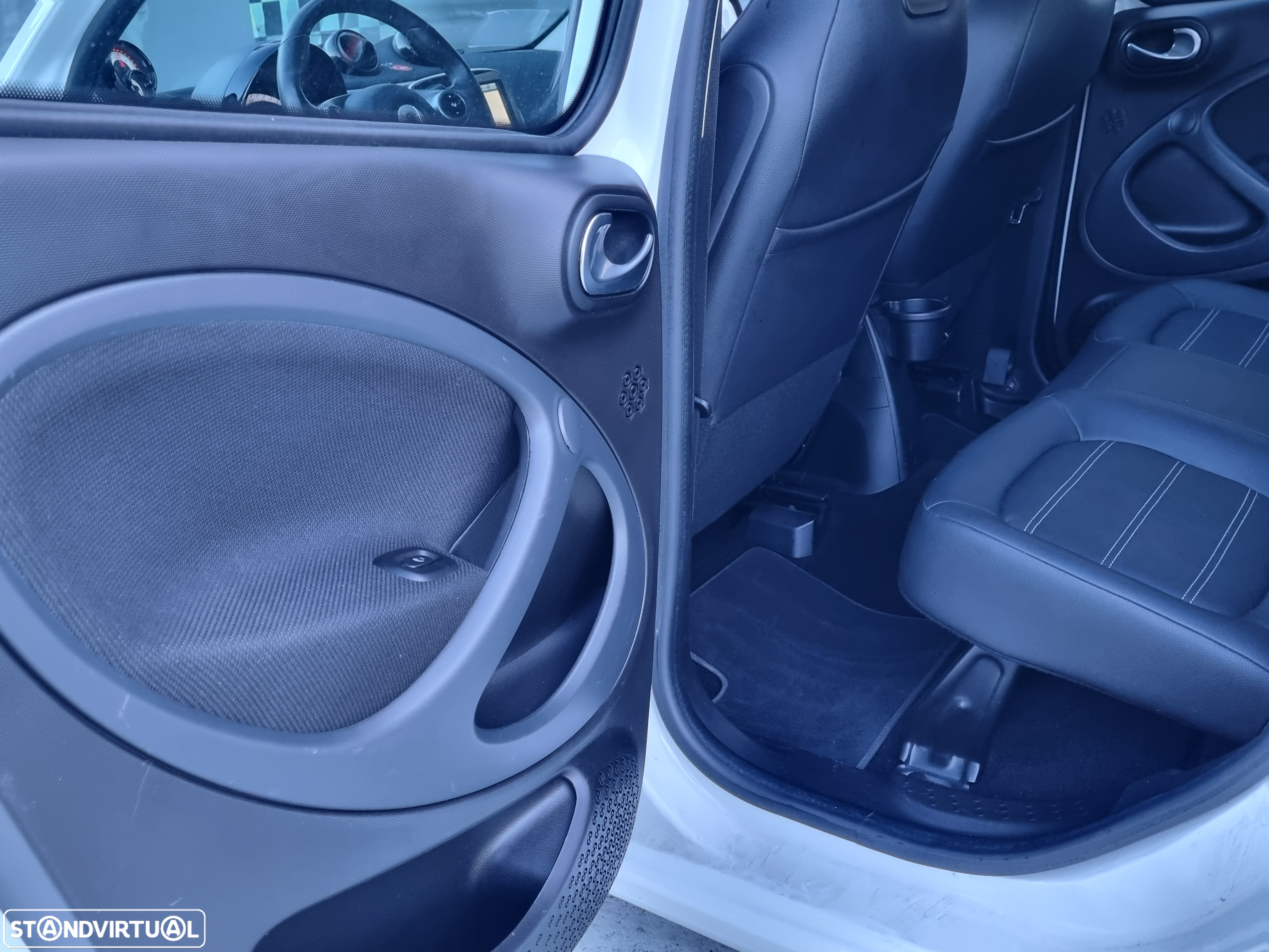 Smart ForFour Electric Drive Prime - 24