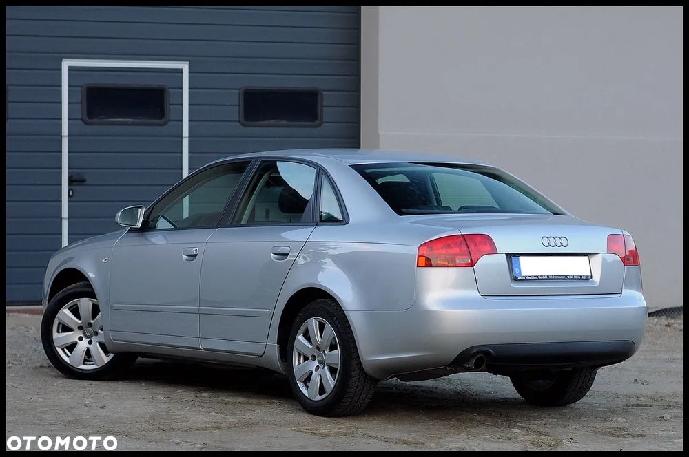Audi A4 Limousine - 22