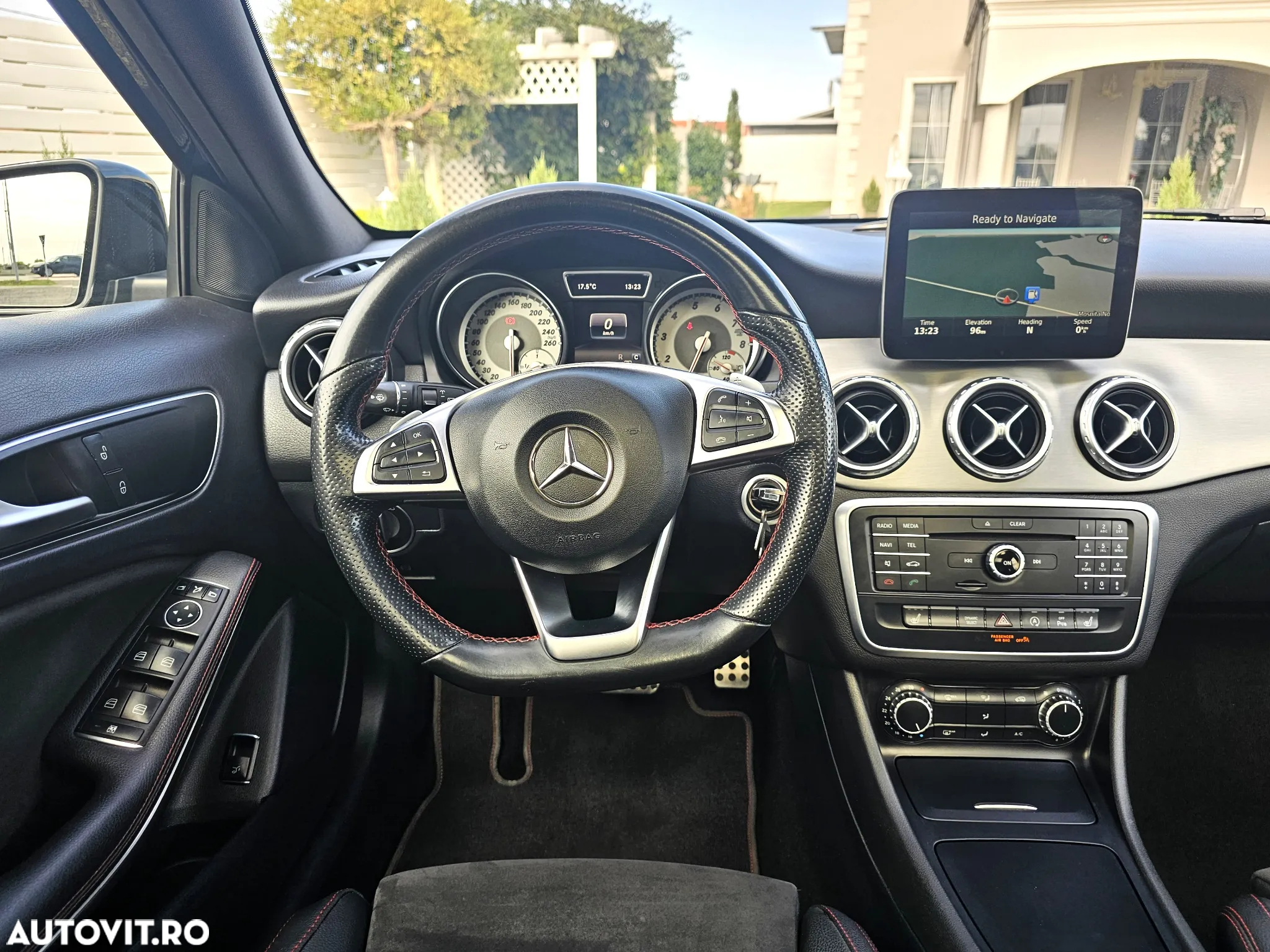 Mercedes-Benz GLA 200 7G-DCT AMG Line - 7