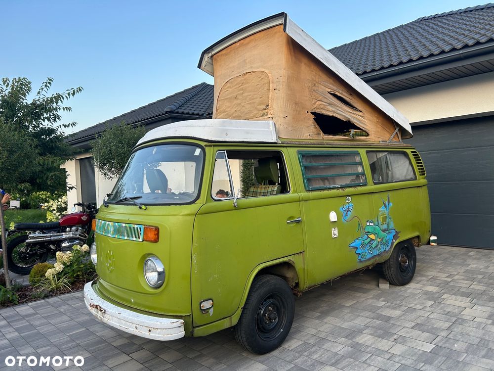 Volkswagen Transporter - 1