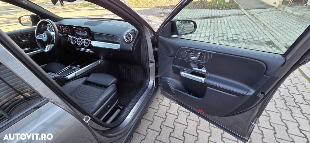 Mercedes-Benz GLB - 15