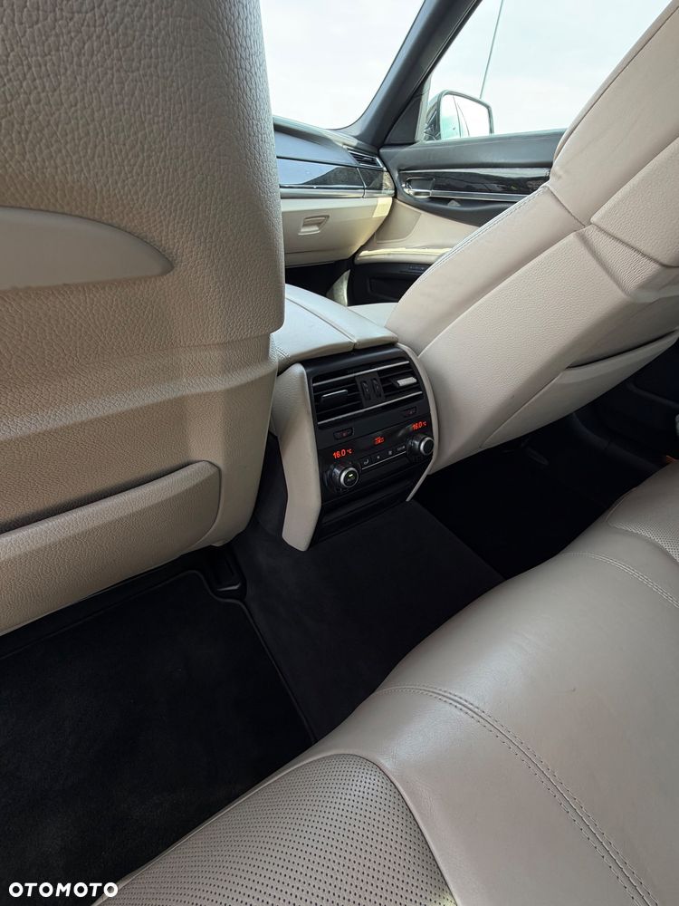 BMW Seria 7 740d xDrive - 19