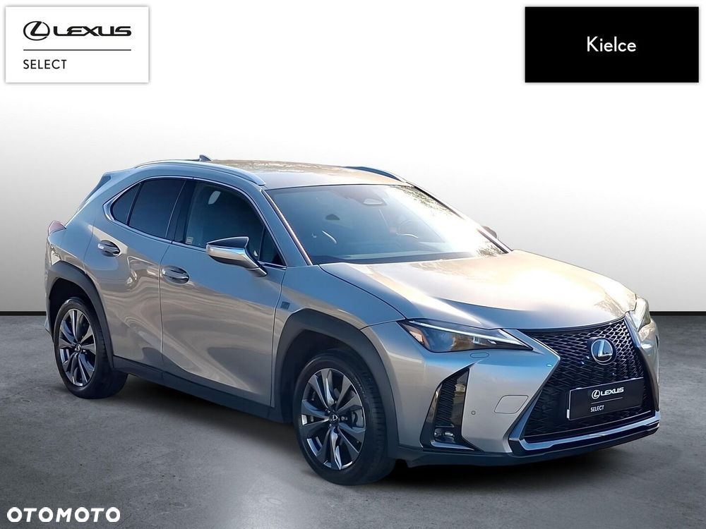 Lexus UX 300h F Sport Design - 8