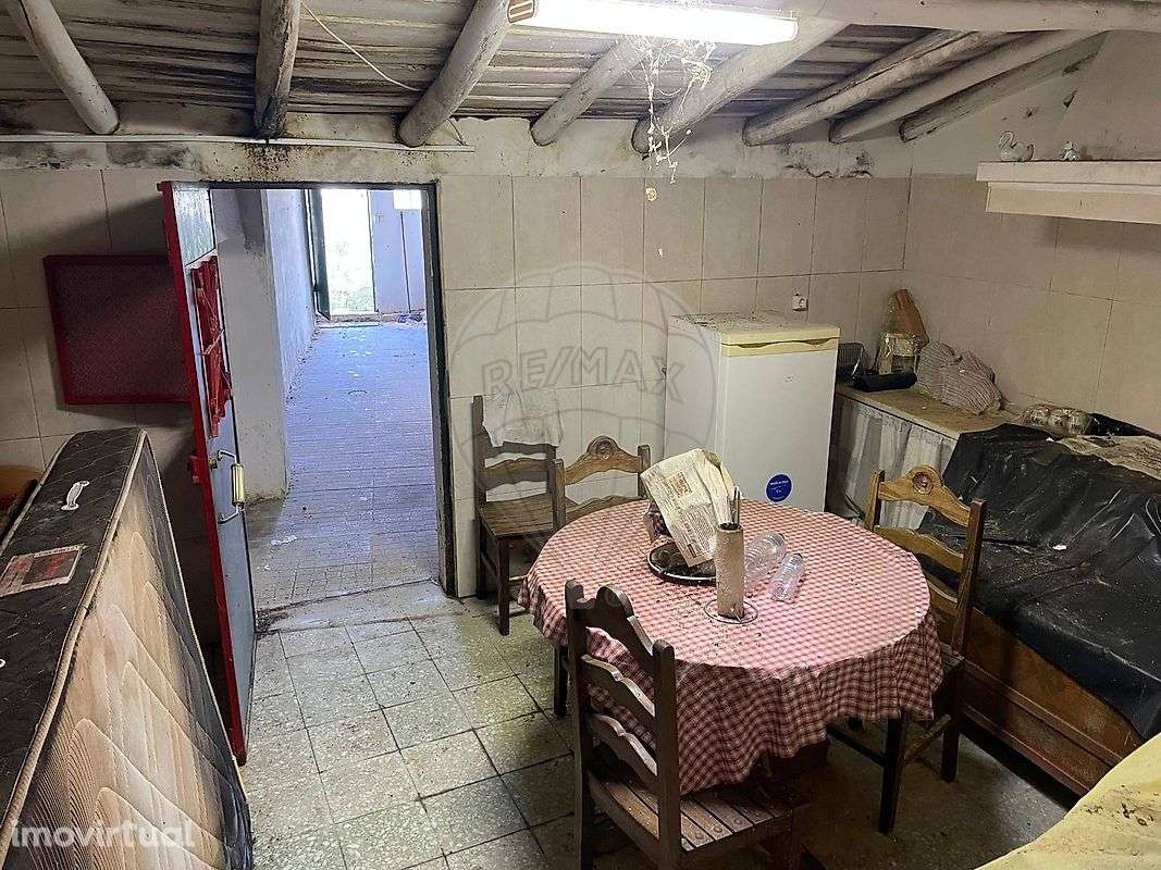 Moradia T3 para venda - Grande imagem: 2/4