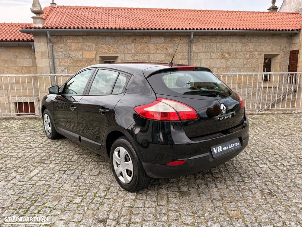 Renault Mégane 1.5 dCi Confort - 4