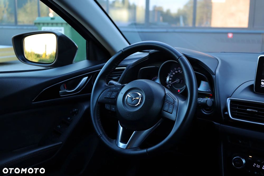 Mazda 3 SKYACTIV-G 120 NAKAMA - 31
