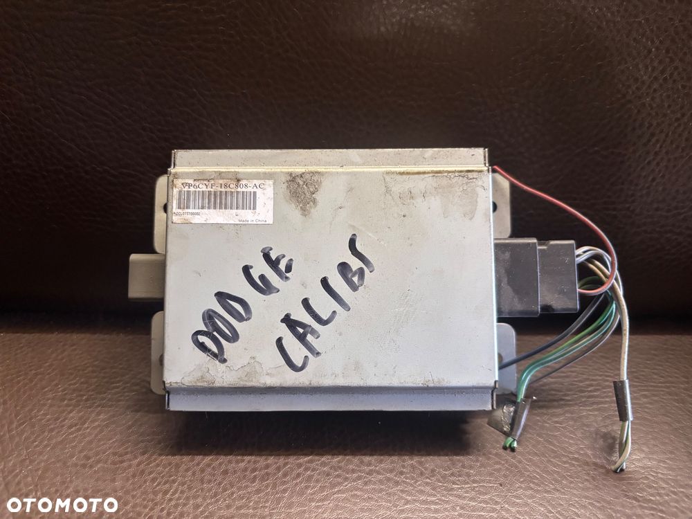 DODGE CALIBER WZMACNIACZ AUDIO VP6CYF 18C808 - 1