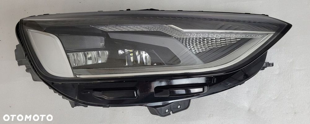 LAMPA PRAWA PRZEDNIA PRZÓD AUDI A4 B9 V 8W0 FULL LED LIFT 2019- 8W0941012 - 2