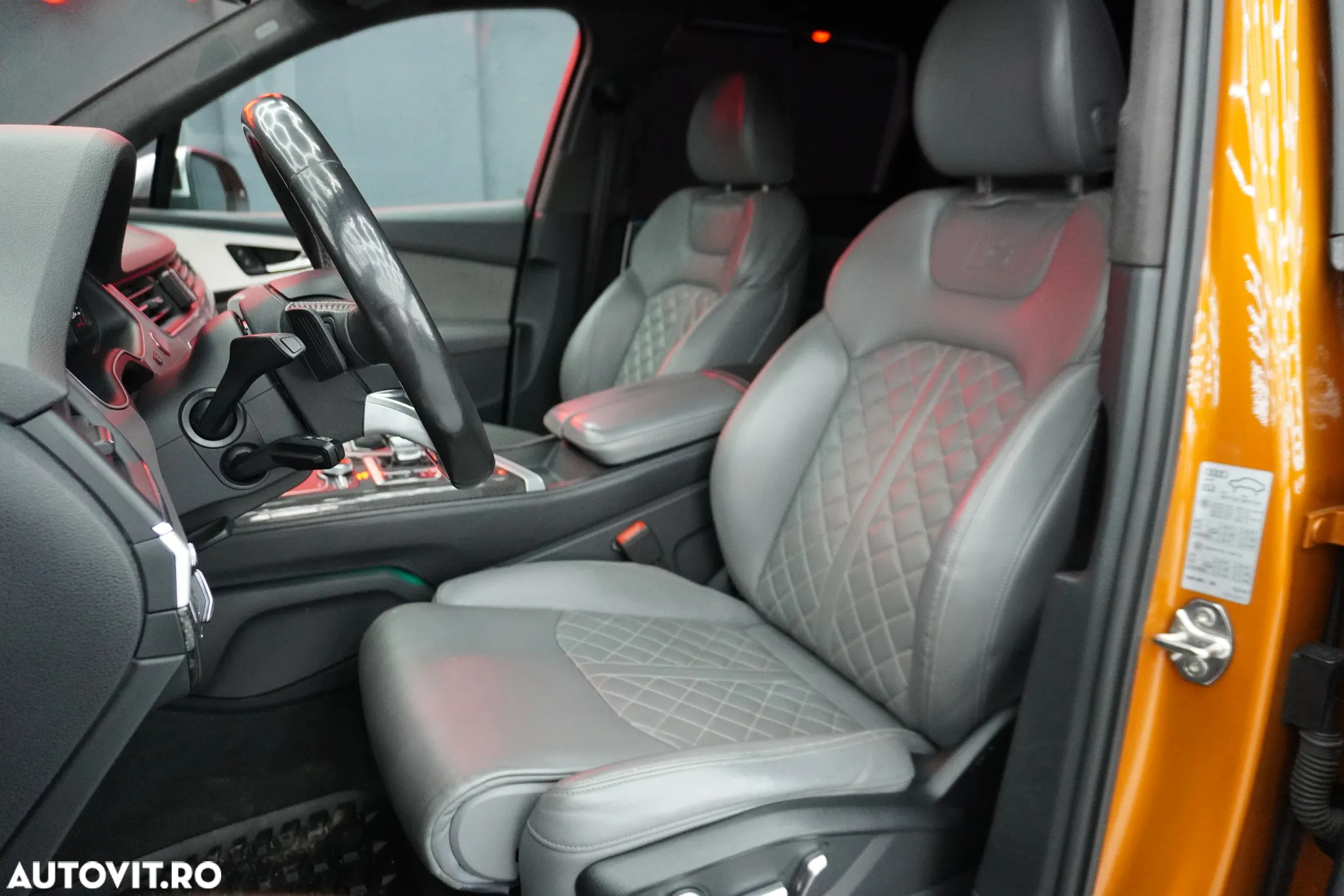 Audi SQ7 4.0 TDI quattro Tiptronic - 23