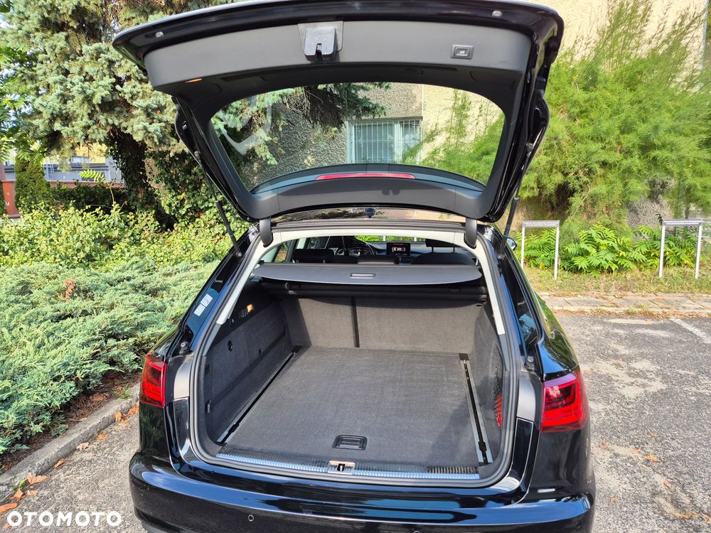 Audi A6 Avant 2.0 TDI Ultra S tronic - 11