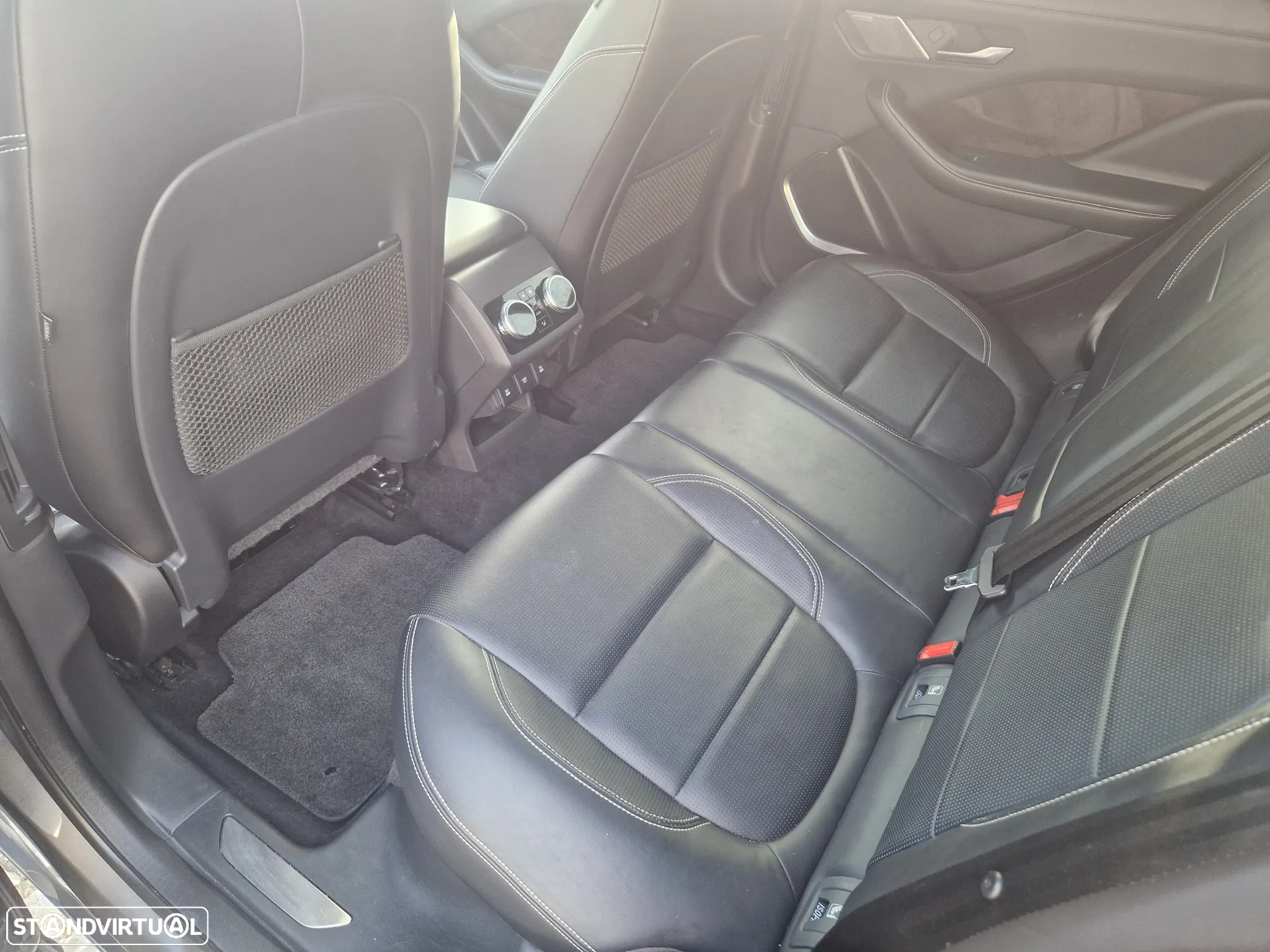 Jaguar I-Pace EV400 AWD R-DYNAMIC HSE - 13